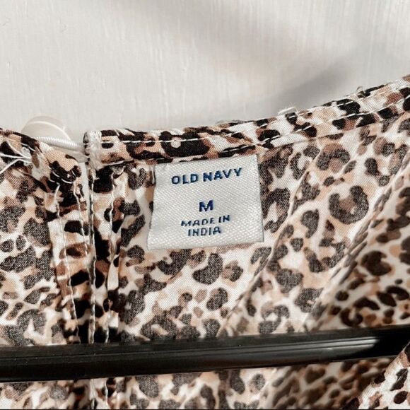 Old Navy Cheetah Print Keyhole Tank Top - Picture 4 of 5